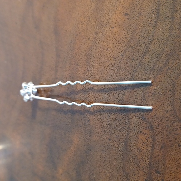 NEW! 20 Hair Pins Flower Design Dainty Burgundy Rhinestone wedding Headwear5765 - Picture 4 of 6